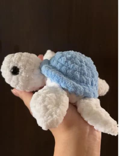 Shelly – Handmade Crochet Turtle